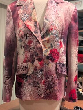 Stunning Floral Satin Blazer Jacket in Pink and Burgundy Tones.
